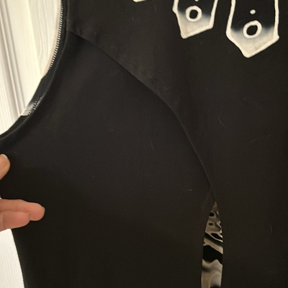 Split back Top - Picture 5 of 12